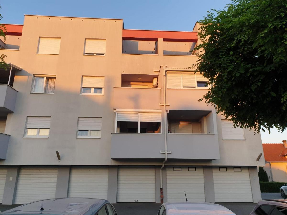 Apartman Dzakula 자그레브 외부 사진