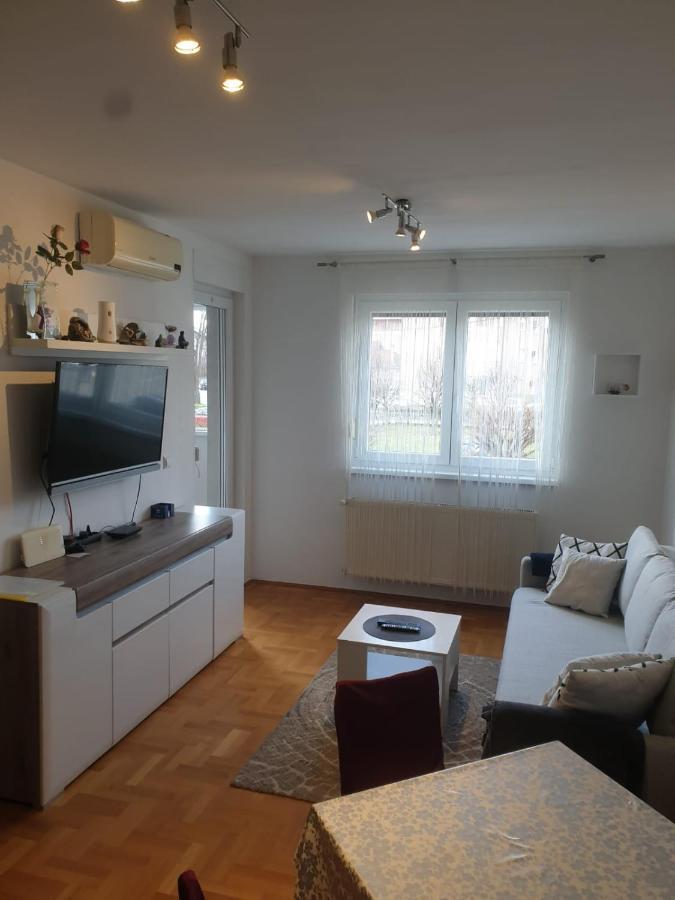 Apartman Dzakula 자그레브 외부 사진